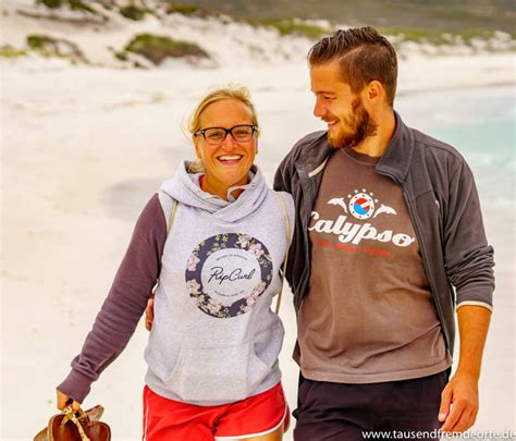 sex am öffentlichen strand|Echte Fremde ficken am öffentlichen Strand!